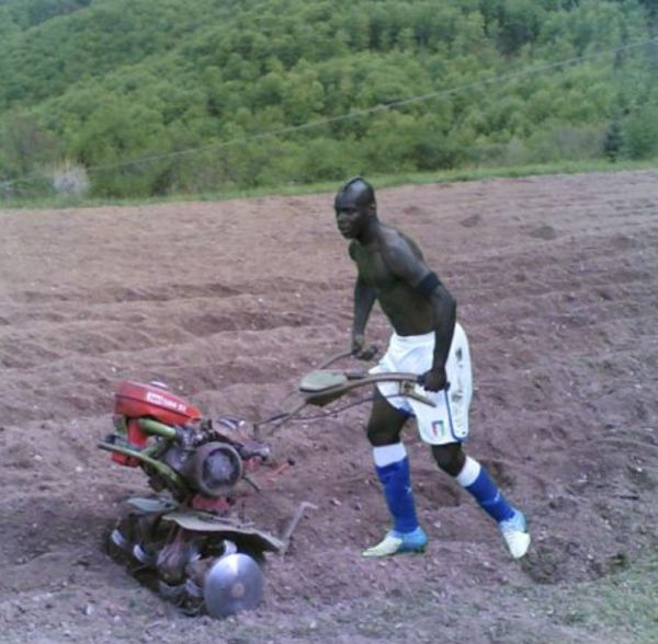 Balotelli agricoltore