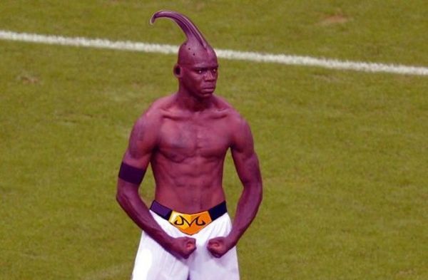 Balotelli extraterrestre