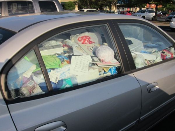 auto disordinata piena