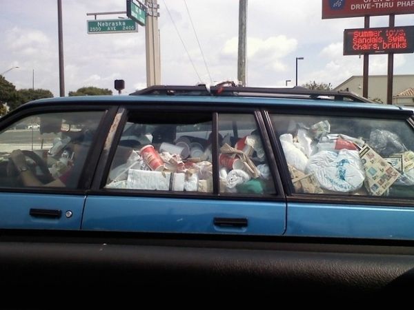auto disordinata station-wagon