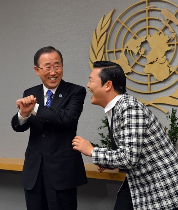 Ban Ki-Moon balla Gangnam Style 2