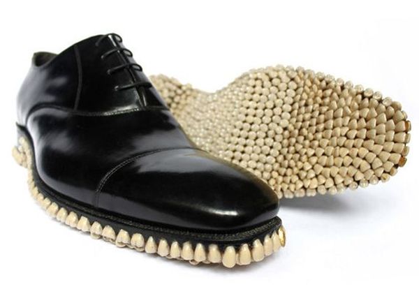 Scarpe dentate 1