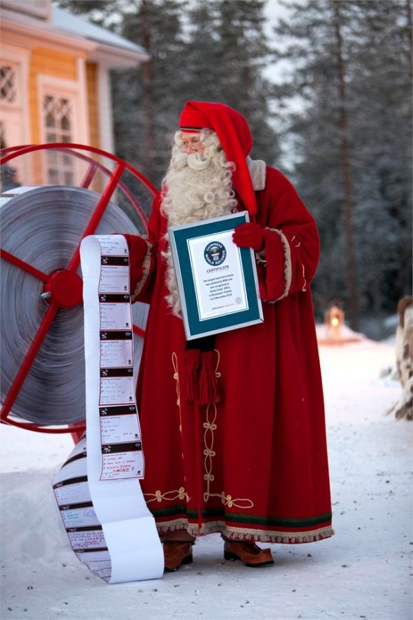 Babbo Natale con la lista da record