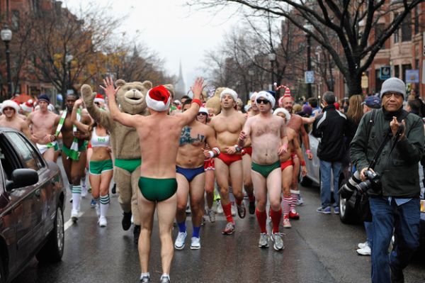 santa speedo run 3