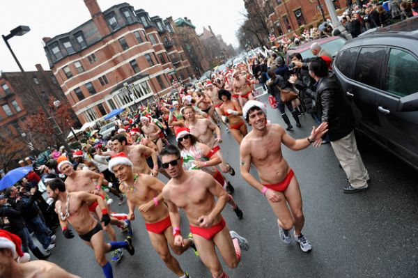 santa speedo run 5