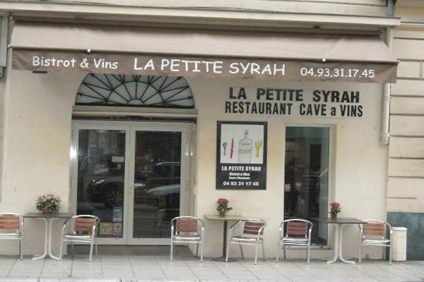 La Petite Syrah Cafe: giorno