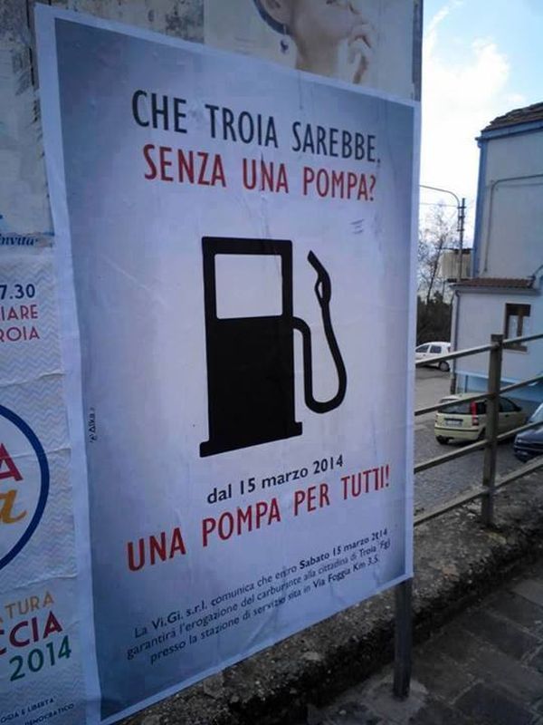 pubblicità benzinaio a Troia