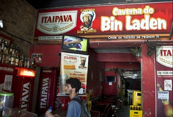 Bar La caverna di Bin Laden