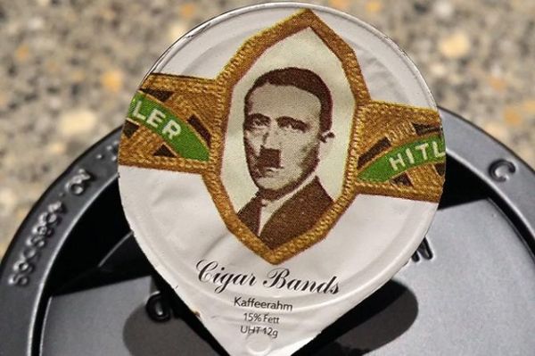 capsula per caffe con Hitler