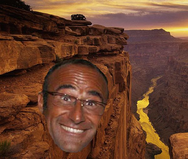 Carlo Conti nel Grand Canyon